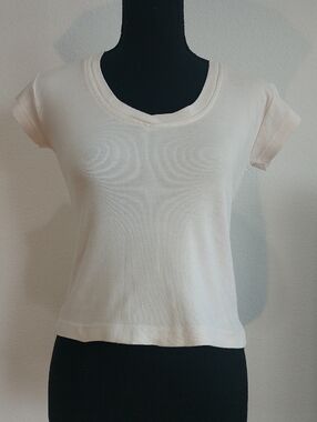 Newport News Short Sleeve Tee in Cream